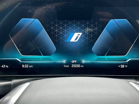 Used 2023 BMW i4 eDrive35 RWD image 28