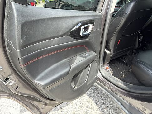 Used 2022 Jeep Compass Trailhawk AWD/4WD image 22