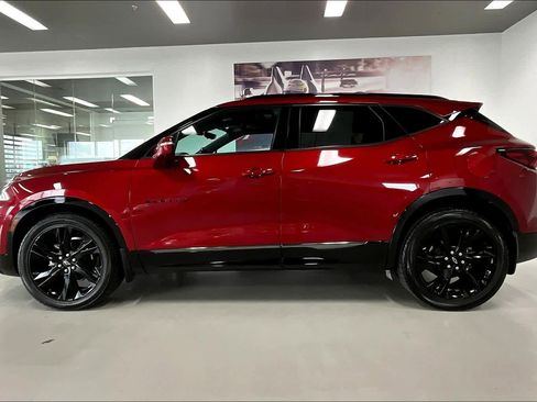 Used 2021 Chevrolet Blazer RS w/ Enhanced Convenience Package image 3