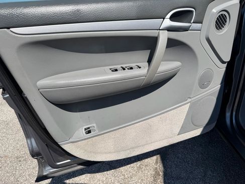 Used 2004 Porsche Cayenne S AWD/4WD image 18