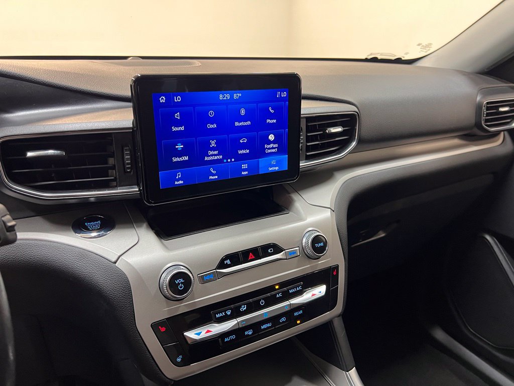 Used 2023 Ford Explorer XLT w/ Equipment Group 202A AWD/4WD image 24
