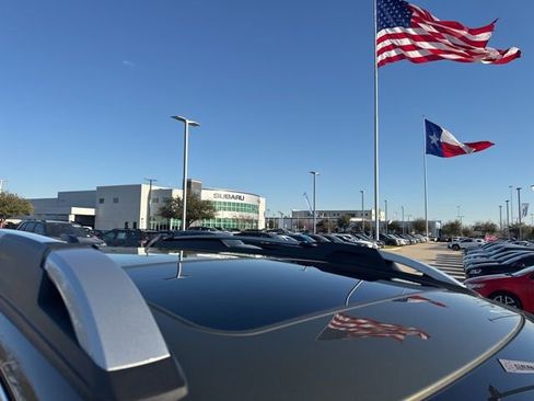 Used 2025 Subaru Outback Touring image 9