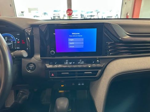 Used 2025 Toyota Camry LE w/ Convenience Package AWD/4WD image 23