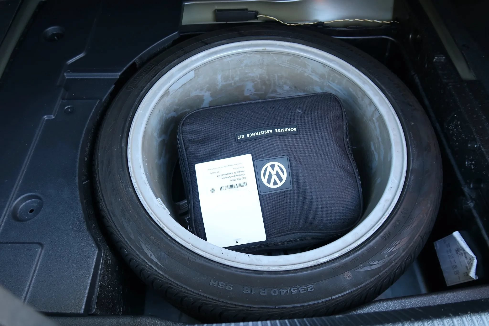 Used 2017 Volkswagen CC R-Line Executive FWD image 12