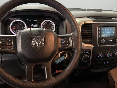 Used 2017 RAM 1500 Classic SLT image 20