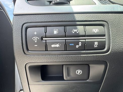 Used 2018 Genesis G80 3.3T Sport AWD/4WD image 51