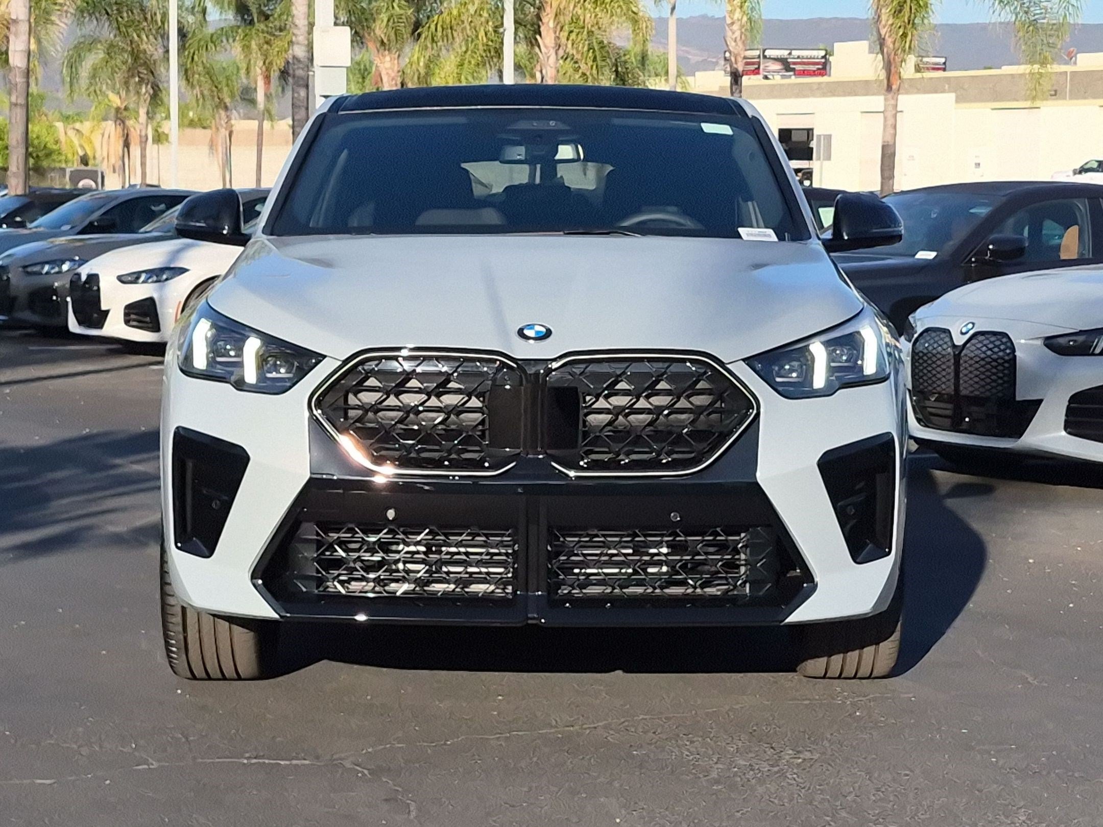 New 2026 BMW X2 xDrive28i w/ Technology Package AWD/4WD image 3