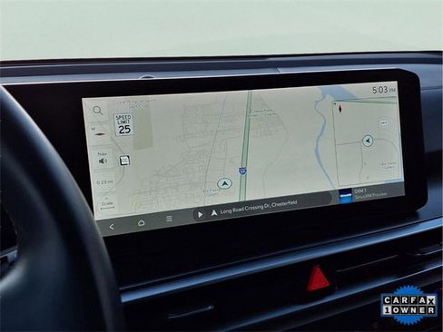 Used 2024 Kia Sorento S image 8