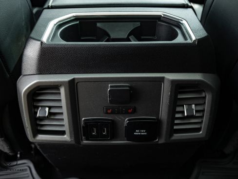 Used 2018 Ford F150 Raptor w/ Equipment Group 802A Luxury AWD/4WD image 29