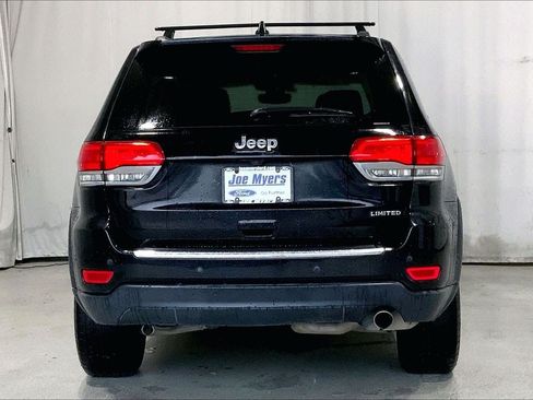 Used 2017 Jeep Grand Cherokee Limited RWD image 4