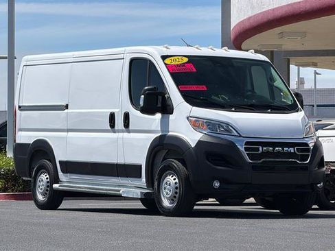 Used 2025 RAM ProMaster 2500 w/ U-Haul Equipment Group FWD image 2