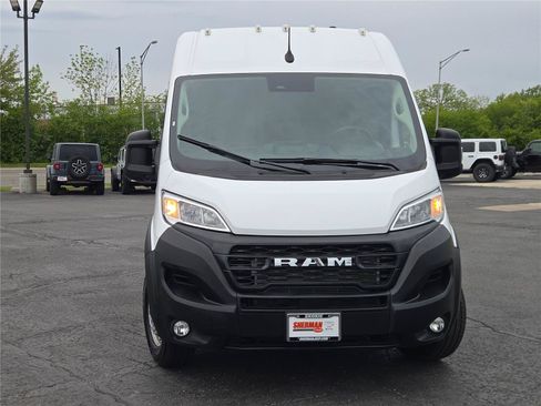 Used 2026 RAM ProMaster 2500 w/ Convenience Group FWD image 4