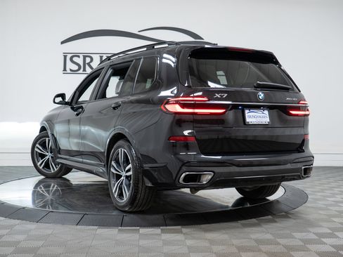 Certified 2024 BMW X7 xDrive40i w/ Executive Package image 29