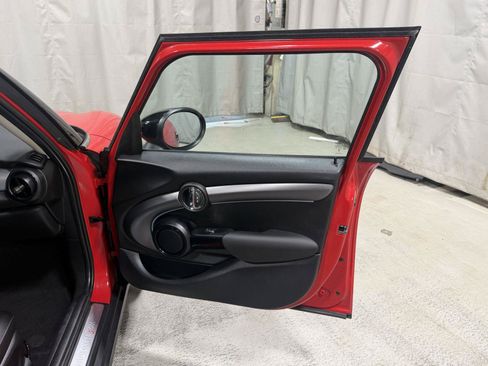 Used 2024 MINI Cooper S FWD image 24