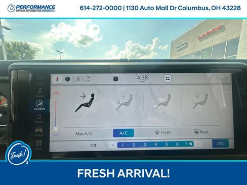 Used 2025 Jeep Gladiator Sport AWD/4WD image 23