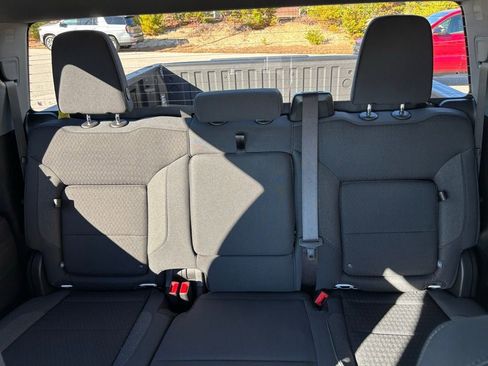 New 2026 Chevrolet Silverado 1500 RST w/ Z71 Off-Road Package image 17