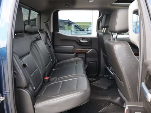 Used 2019 GMC Sierra 1500 SLT w/ SLT Premium Plus Package AWD/4WD image 35