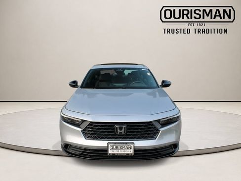 Used 2023 Honda Accord Sport image 4