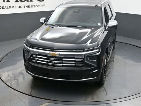 New 2025 Chevrolet Tahoe Premier w/ Sun And Tow Package image 25