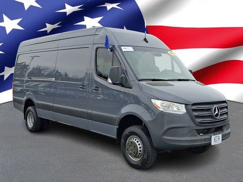 Used 2021 Mercedes-Benz Sprinter 3500 image 1