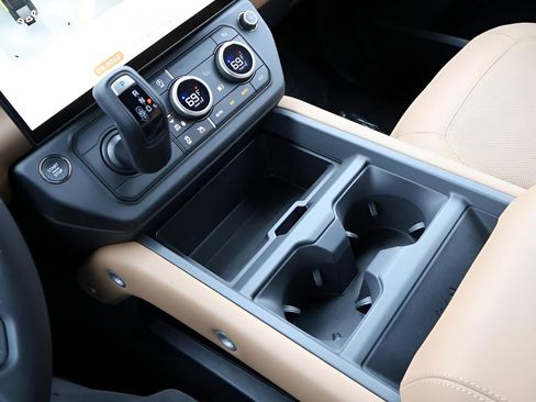 New 2026 Land Rover Defender 110 S AWD/4WD image 25