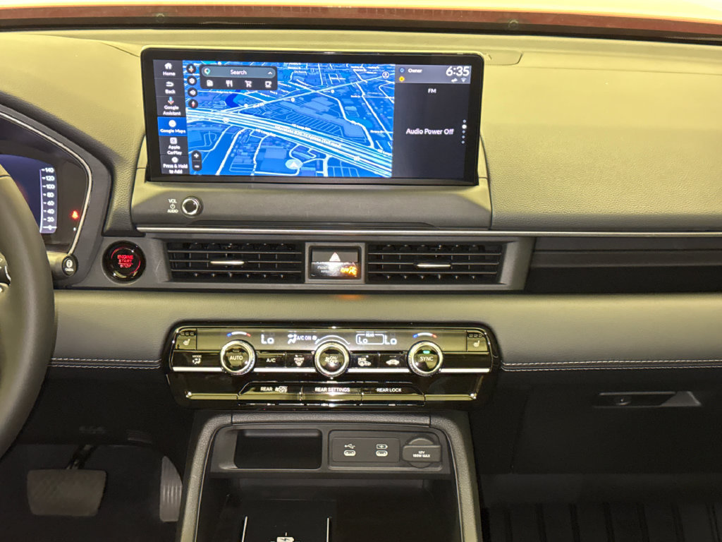 New 2026 Honda Pilot Touring image 15