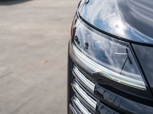 New 2026 Nissan Kicks SR image 11