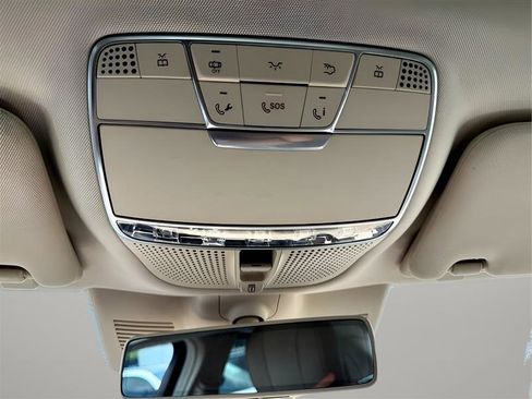 Used 2018 Mercedes-Benz S 560 Sedan image 19