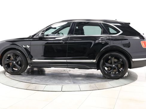Used 2020 Bentley Bentayga Plug-In Hybrid AWD/4WD image 8