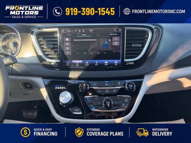Used 2022 Chrysler Pacifica Touring-L FWD image 19