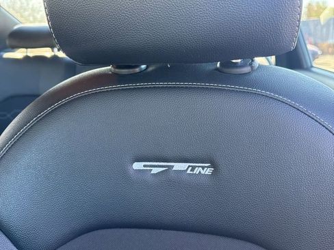 Used 2023 Kia Forte GT-Line image 29