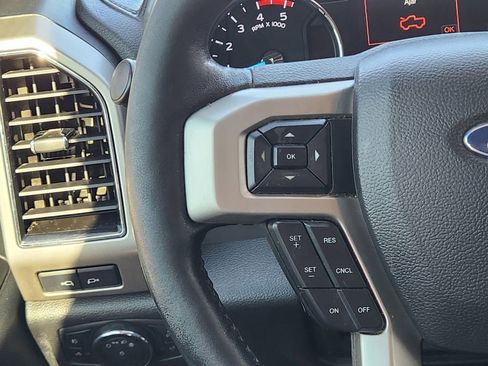 Used 2019 Ford F250 Lariat w/ Lariat Ultimate Package image 29