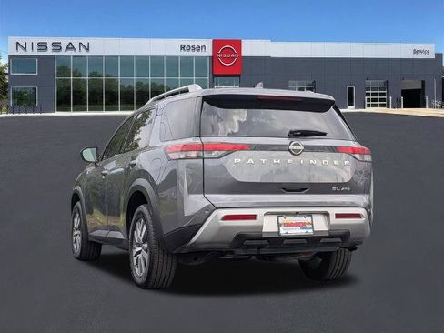 Certified 2025 Nissan Pathfinder SL AWD/4WD image 5