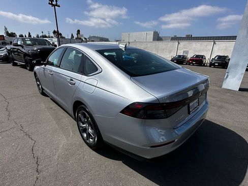 Certified 2023 Honda Accord EX image 11