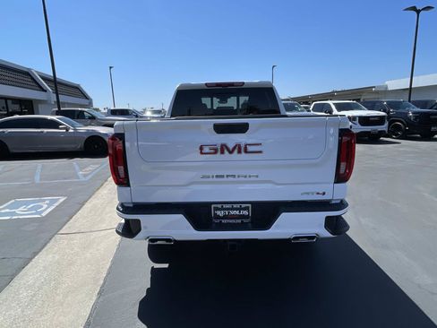 New 2026 GMC Sierra 1500 AT4 w/ AT4 Premium Package AWD/4WD image 6