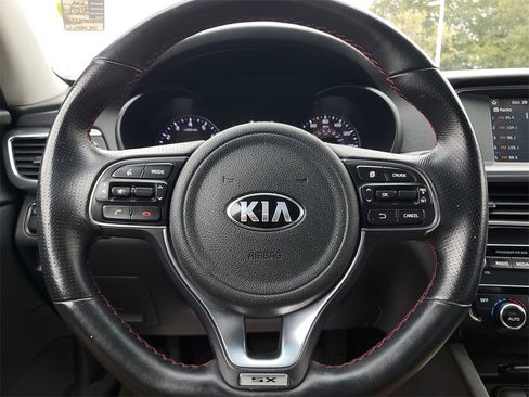 Used 2018 Kia Optima SX image 20