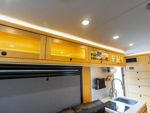 Used 2022 Ford F550 4x4 Crew Cab Super Duty image 75