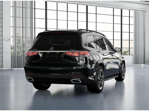 New 2026 Mercedes-Benz GLS 450 4MATIC image 23