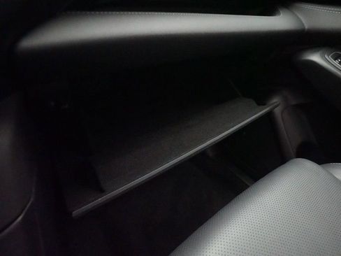 Certified 2024 Subaru Ascent Limited w/ Technology Package image 34