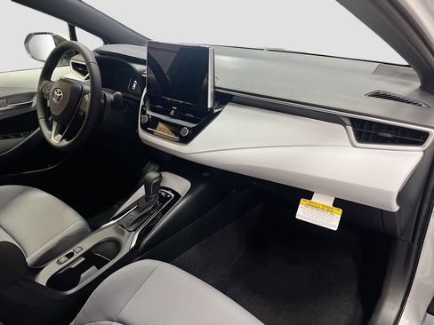 Used 2026 Toyota Corolla SE w/ SE Premium Package image 27