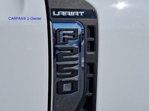 Used 2023 Ford F250 Lariat w/ Chrome Package image 33