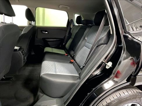 Certified 2023 Nissan Rogue SV AWD/4WD image 15