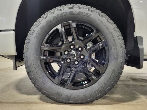 New 2026 Chevrolet Silverado 1500 Custom w/ Turbomax Blackout Package image 12