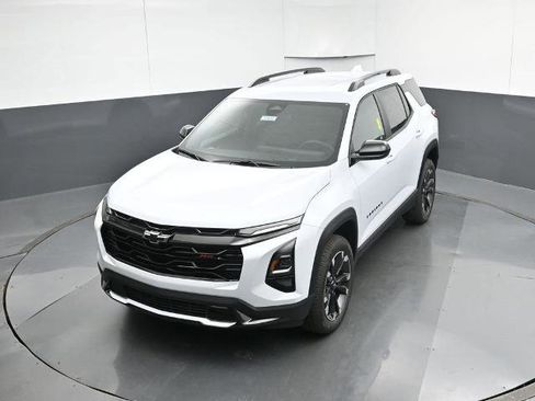New 2026 Chevrolet Equinox RS w/ Convenience Package III image 17