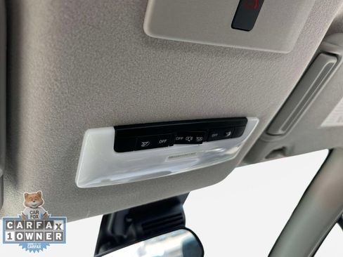 Used 2025 Nissan Versa SR w/ Trunk Package FWD image 29