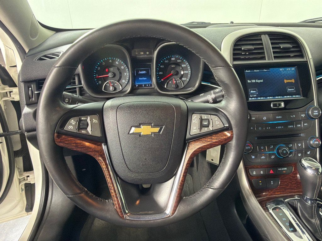 Used 2013 Chevrolet Malibu LT FWD image 13