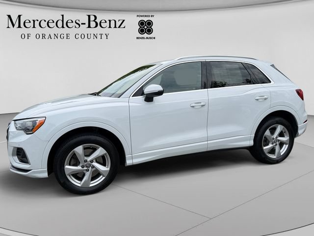 Used 2020 Audi Q3 2.0T Premium w/ Convenience Package AWD/4WD image 2