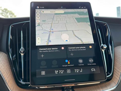 New 2026 Volvo XC60 B5 Plus w/ Climate Package image 27