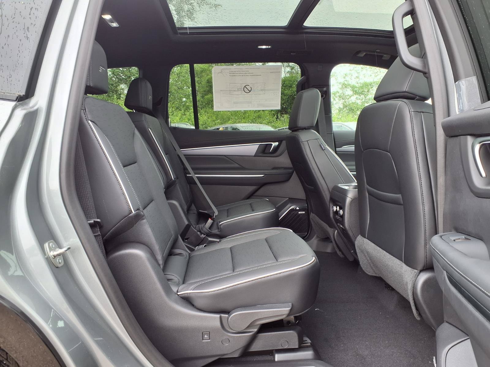 New 2026 Buick Enclave Sport Touring w/ Power Package FWD image 18