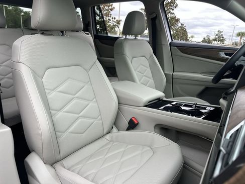 New 2026 Volkswagen Atlas SE image 27